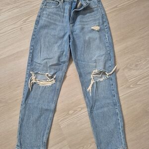 Dynamite Distressed Claudia Jeans